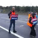 Insulate Britain: protesters decide to change tactics and walk towards oncoming traffic on M25 motorway (Photo: Insulate Britain)