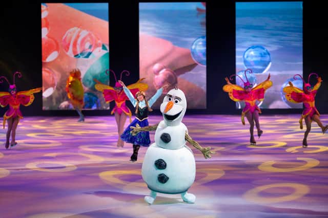 Frozen's Olaf dreams about summer 