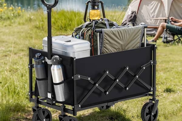 The SONGMICS folding trolley combines compact storage with a hefty 180kg load capacity