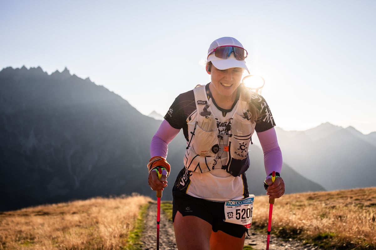 Athlete's bid to run all Peak District's 95 hills, tors, and peaks in one go