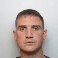 Police urge public to aid their efforts to trace wanted man with links across Derbyshire