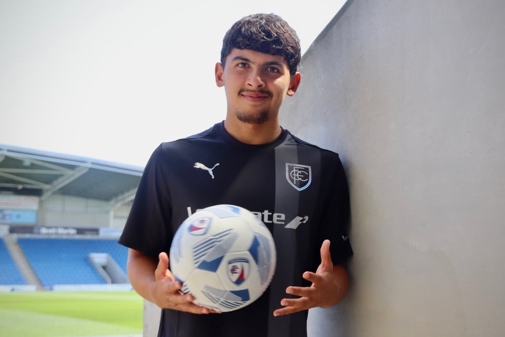 Chesterfield winger Danny Anisjko goes out on 30-day loan