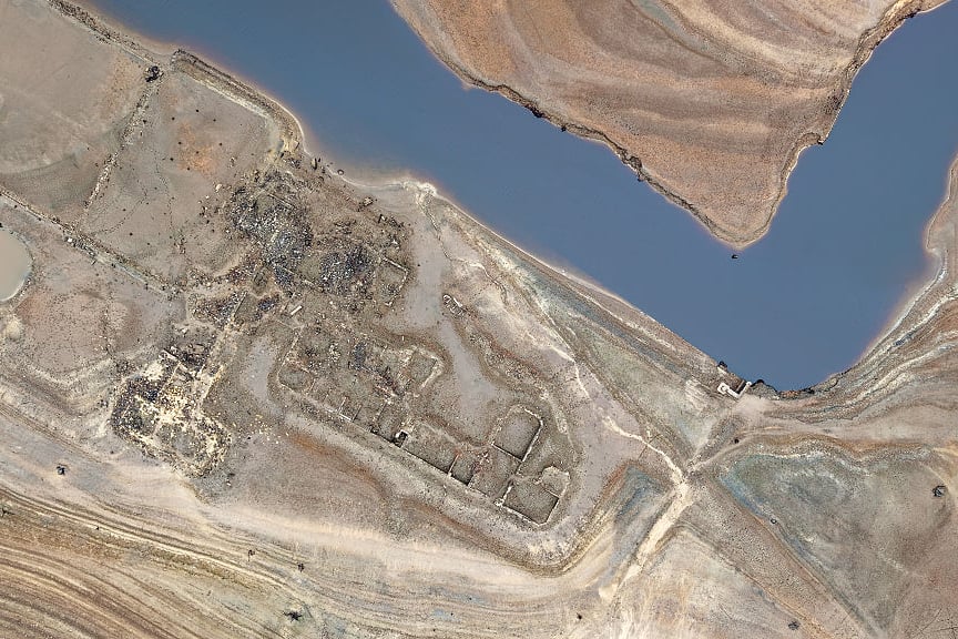 Drought reveals lost villages from wartime reservoir flooding