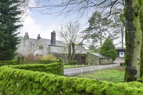 Farmhouse and holiday cottages at Chapel Street, Bakewell are on the edge of Monyash.