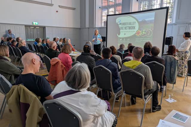 Sarah Hodgson, Project Officer (Sustainability and Biodiversity) at Amber Valley Borough Council, welcomes members and guests to the Nature Network meeting. Cllr Amina Burslem, the Council’s Cabinet Member for Communities, Street Pride and Wellbeing, join