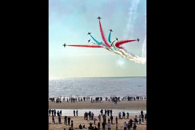 Beach crowds get front row seats of the Red Arrows