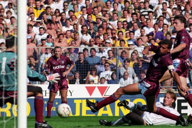 David Batty gets the better of keith Curle to score his first goal in close on four years.