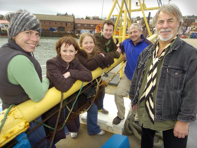 Barrie Rutter (right) with Fred Normandale (5th left), and Jack Lear cast members (from left) Becky Hindley, Rachel Jane Allen, Wendy Albiston, Andy Cryer.