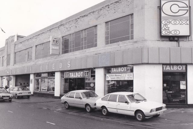 Cox & Co of Leeds on Regent Street in February 1980.