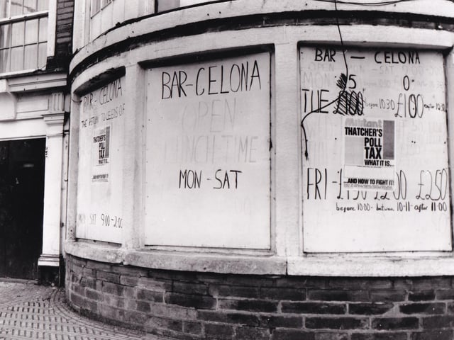 Bar-Celona on Bridge Road in Kirkstall became a popular haunt in the 1980s. The 18th century Grade II listed building has previously been the Star and Garter pub. 
Pictured in November 1989.