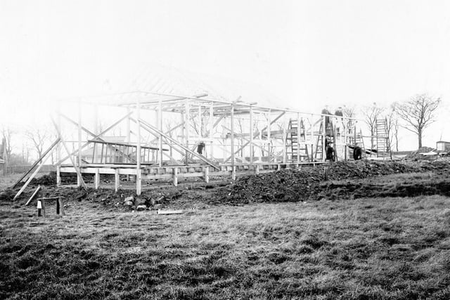 Killingbeck Hospital in December 1914. It opened as a centre for smallpox treatment in 1904, then from 1913 specializing in tuberculosis cases. In this view extensions are being built.