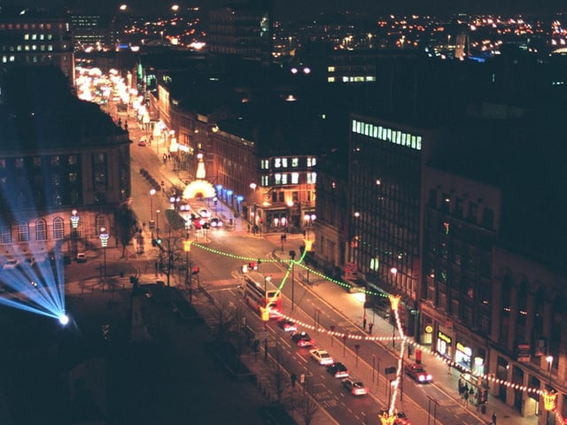 Share your memories of Leeds in December 1998 with Andrew Hutchinson via email at: andrew.hutchinson@jpress.co.uk or tweet him - @AndyHutchYPN