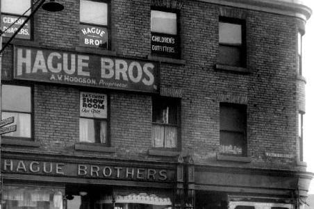 Do you remember the Hague Brothers curtain shop on the corner of the Bullring and Westmorland Street? This picture was taken in 1940.