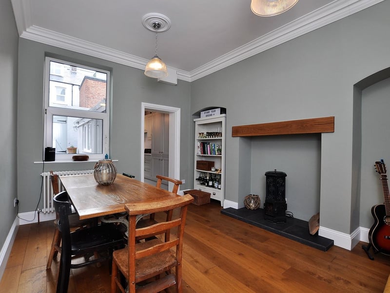 The property is decorated in traditional colours throughout