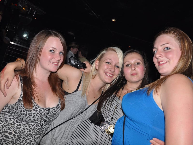 Birthday girl Shelli celebrates with pals in Mansion, in 2009.