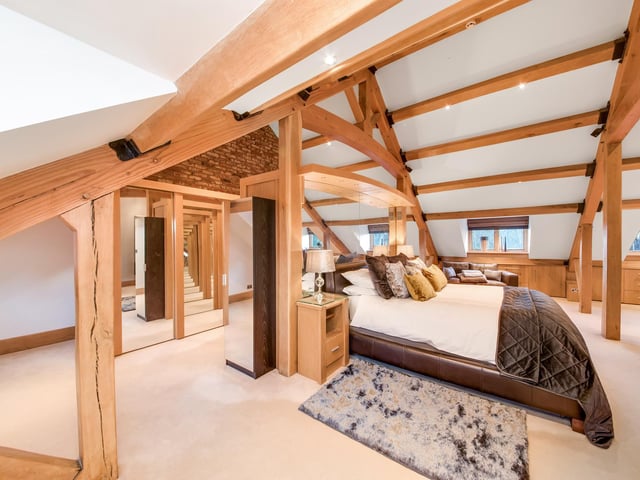 Plenty of scope within this bedroom of great proportions.