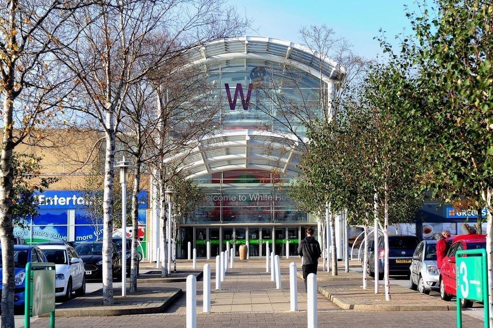 The White Rose houses over 100 stores.