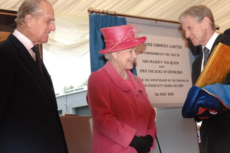 The Queen and Prince Philip visit Heinz in Kitt Green