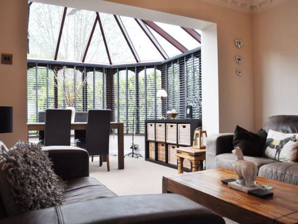 Family room and conservatory