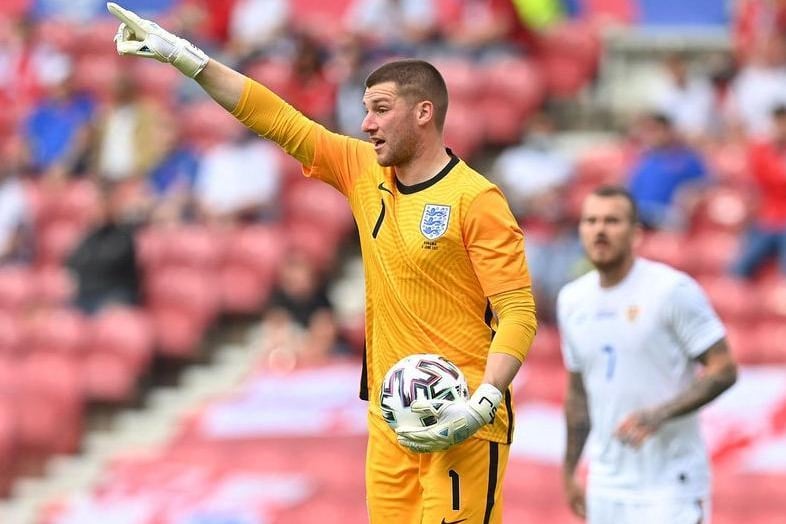 Sources close to Watford have denied claims that the club are interested in signing West Brom and England goalkeeper Sam Johnstone. As things stand, West Ham look comfortable favourites to sign the 28-year-old. (Watford Observer)

Photo: PAUL ELLIS