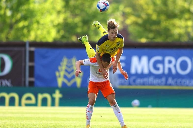 Bristol City are believed to be chasing Oxford United defender Rob Atkinson, but could be put off by his club's £2m asking price. He played a key role in his side making the League One play-offs last season. (Bristol Post)

Photo: Richard Heathcote