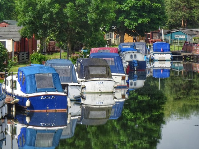Toby Wood - boats on the river