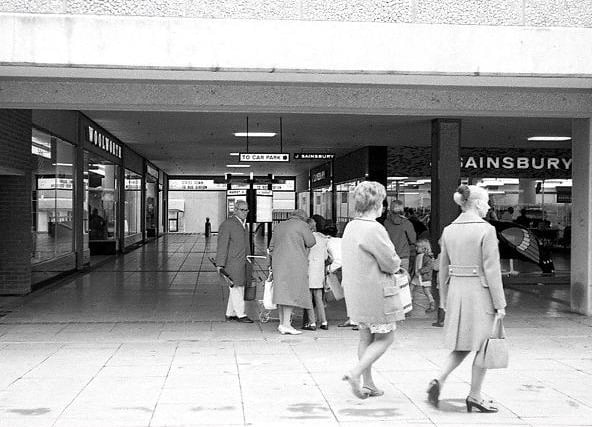 Another iconic Aylesbury scene, we can't wait to hear your memories!