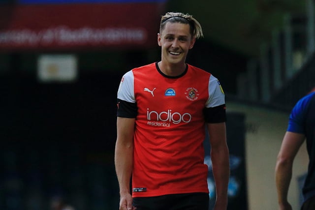 Ran his socks off throughout as he was such an outlet for Luton when they wanted to break. Won the penalty that saw Collins make it 3-1, while trickery either side of the interval almost set up the striker for two headers.