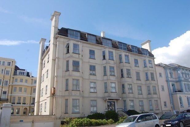 Three-bed flat to rent in Trinity Place for £975 pcm SUS-200723-140044001