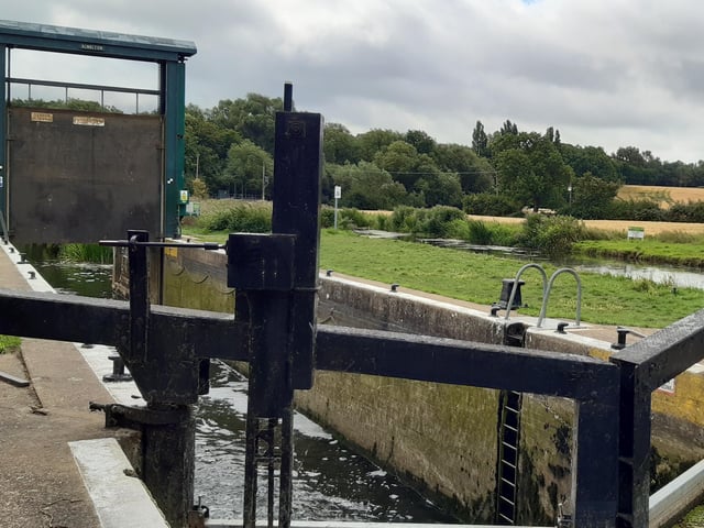 Esme Johnson - the lock at Alwalton