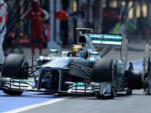 Hamilton finished fourth in his first British GP for Mercedes in 2013, fighting back from 22nd after a puncture just eight laps in. Team-mate Nico Rosberg won ahead of Red Bull's Marc Webber and Fernando Alonso in a Ferrari