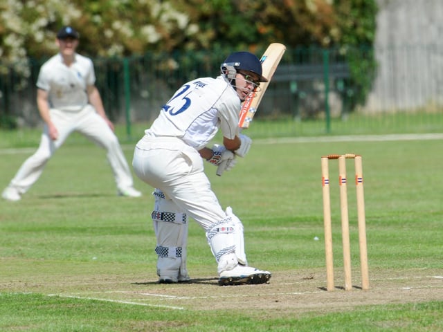 Action from Billingshurst's narrow win at Worthing / Picture: Stephen Goodger