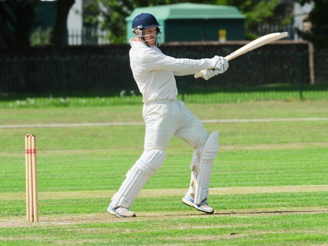 Action from Billingshurst's narrow win at Worthing / Picture: Stephen Goodger