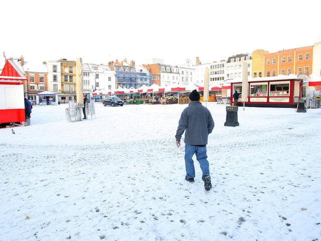 Market Square was a sea of white