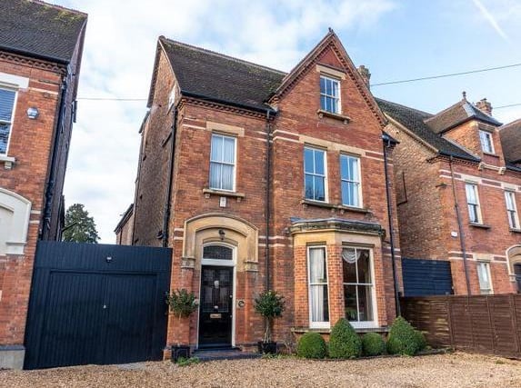 This 5 bed property in Rothsay Gardens, Bedford, is on the market with offers over
£1,000,000 (Zoopla/Tyron Ash)