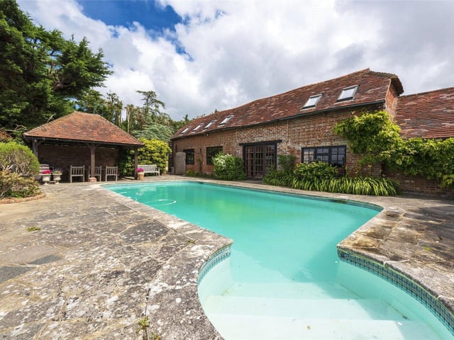 Banwell Farm House is a charming detached former farmhouse, Listed Grade II, that offers accommodation of exceptional charm and character. Price: £1,745,000.