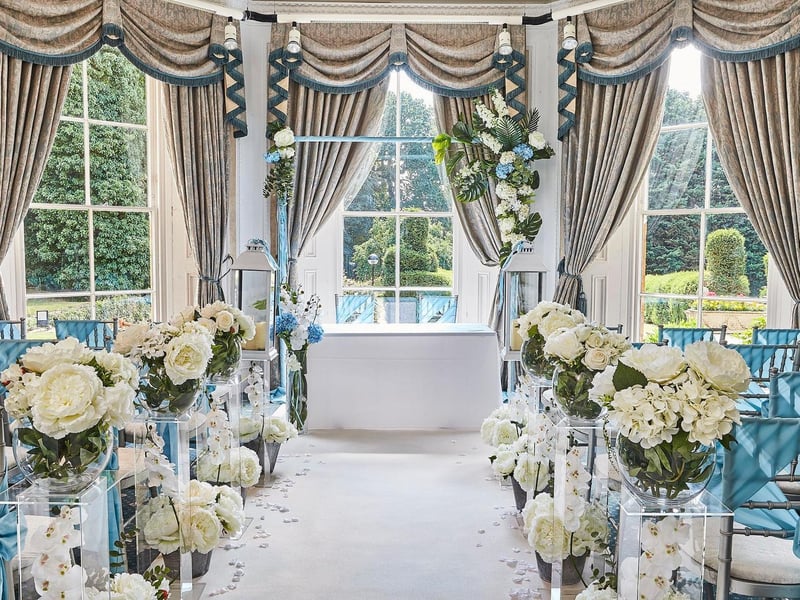 Sedgebrook Hall, situated in Chapel Brampton, is a luxury four-star 19th Century manor house with authentic British charm.