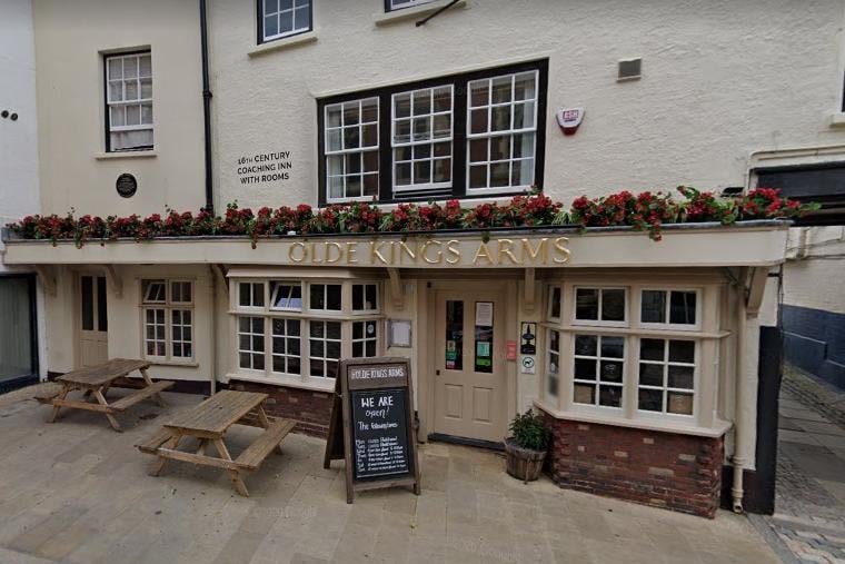 The 16th Century Inn is a listed building full of charm and character and is located next to Gadebridge Park, opposite the Old Town Hall Theatre (C) Google Maps