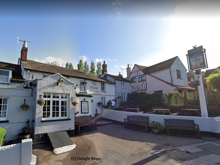 The village pub overlooks the picturesque Boxmoor common cricket pitch (C) Google Maps