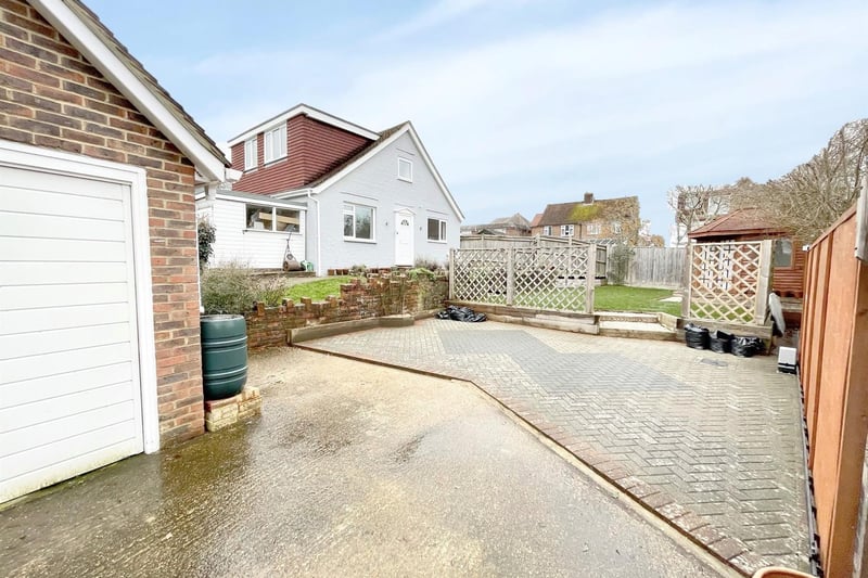 A newly refurbished two/three bedroom detached chalet bungalow.