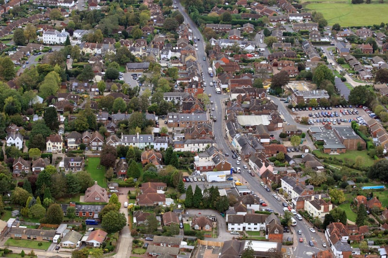 HOR 081011 Aerial photo. Henfield. The High Street runs down through the centre. photo by derek martin ENGSNL00120111010105834