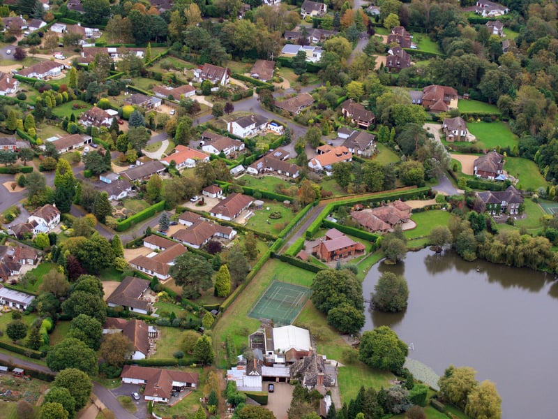 HOR 081011 Aerial photo. West Chiltington, showing the pond near Monkmead Lane. photo by derek martin ENGSNL00120111010104948