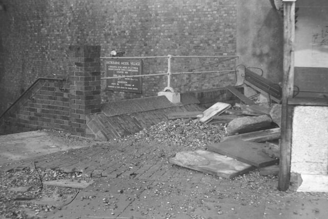 Major storm that hit Eastbourne on 20th/21st Jan 1965 SUS-220118-131142001