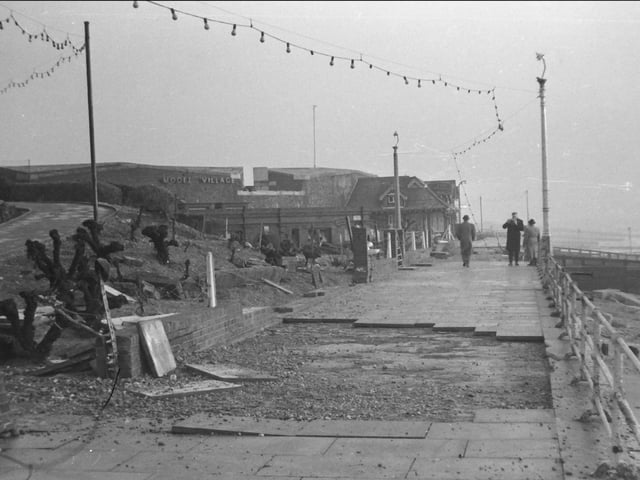 Major storm that hit Eastbourne on 20th/21st Jan 1965 SUS-220118-131035001
