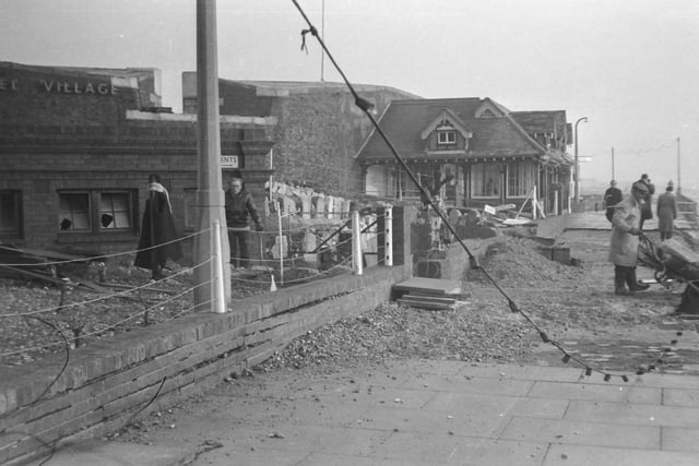 Major storm that hit Eastbourne on 20th/21st Jan 1965 SUS-220118-131046001