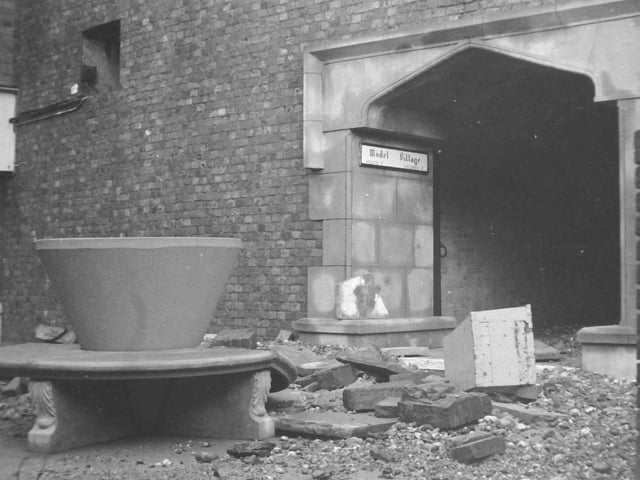 Major storm that hit Eastbourne on 20th/21st Jan 1965 SUS-220118-131259001