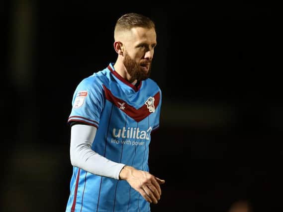 Kevin van Veen has been released by Scunthorpe.