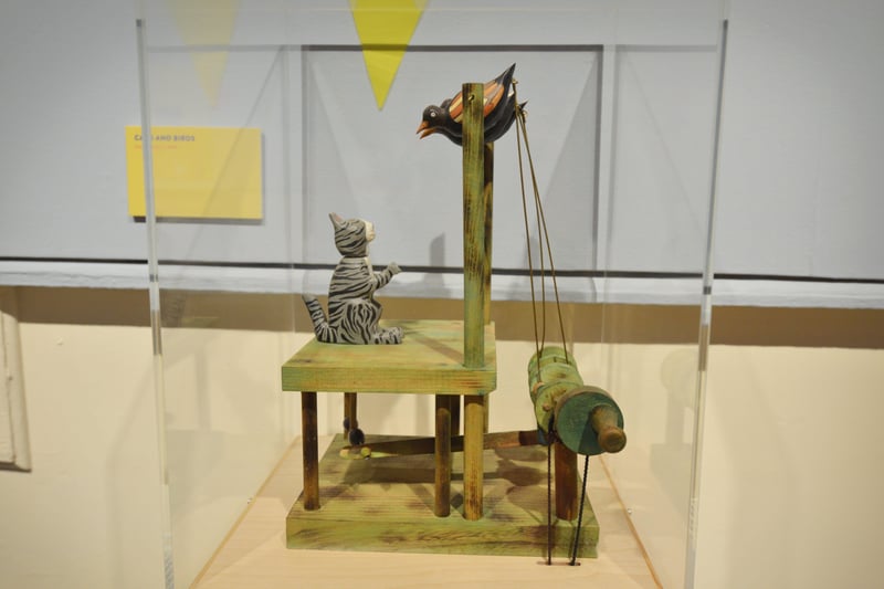 Automata exhibition at Hastings Museum and Art Gallery in  conjunction with Cabaret Mechanical Theatre and Falmouth Art Gallery. The exhibition runs until Aug 29 2021.

Cats and Birds by Susan Evans SUS-210521-133847001