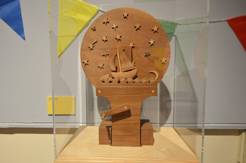 Automata exhibition at Hastings Museum and Art Gallery in  conjunction with Cabaret Mechanical Theatre and Falmouth Art Gallery. The exhibition runs until Aug 29 2021.

Sailing By - work is by Robert Jones SUS-210521-133835001