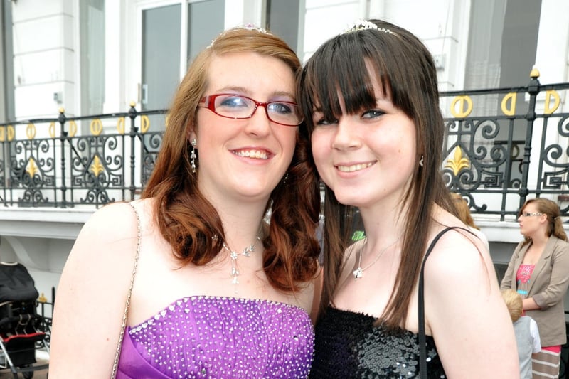 Bishop Bell School Prom at The Cavendish July 5th 2012 E27143N ENGSUS00120120607130818